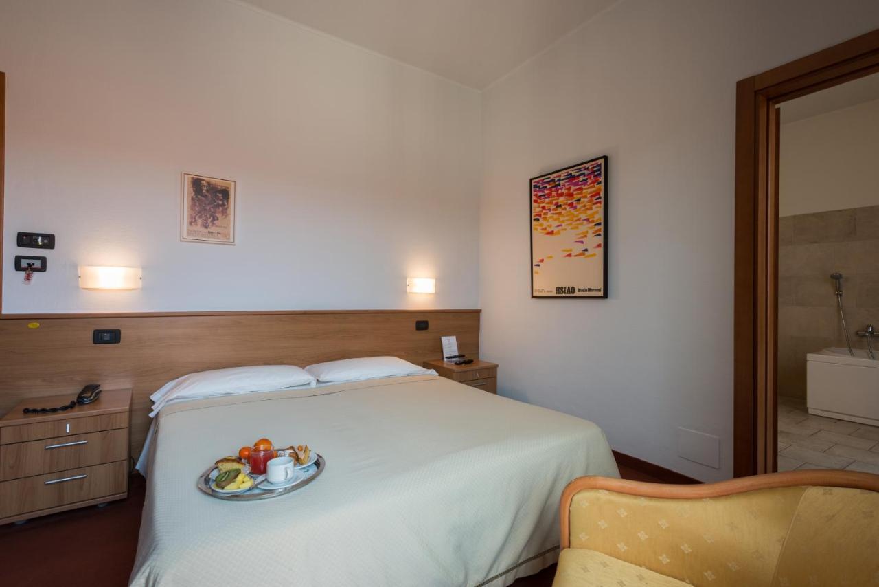 Hotel Lux İskenderiye Dış mekan fotoğraf