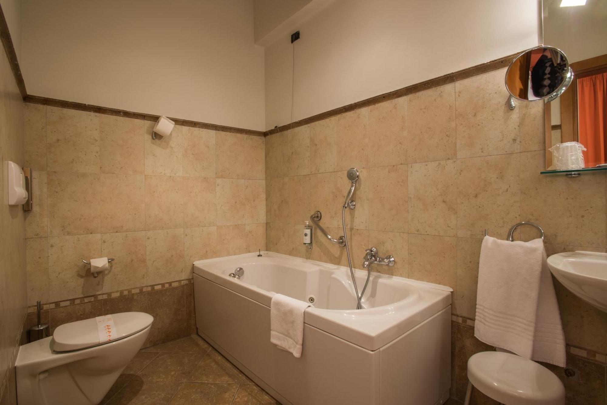 Hotel Lux İskenderiye Dış mekan fotoğraf
