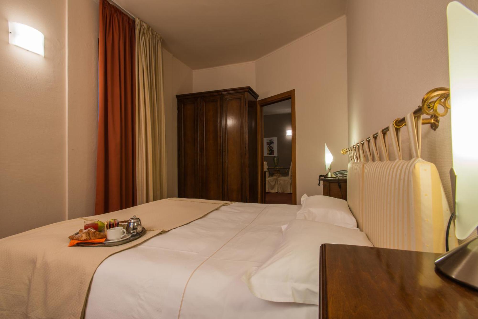 Hotel Lux İskenderiye Dış mekan fotoğraf