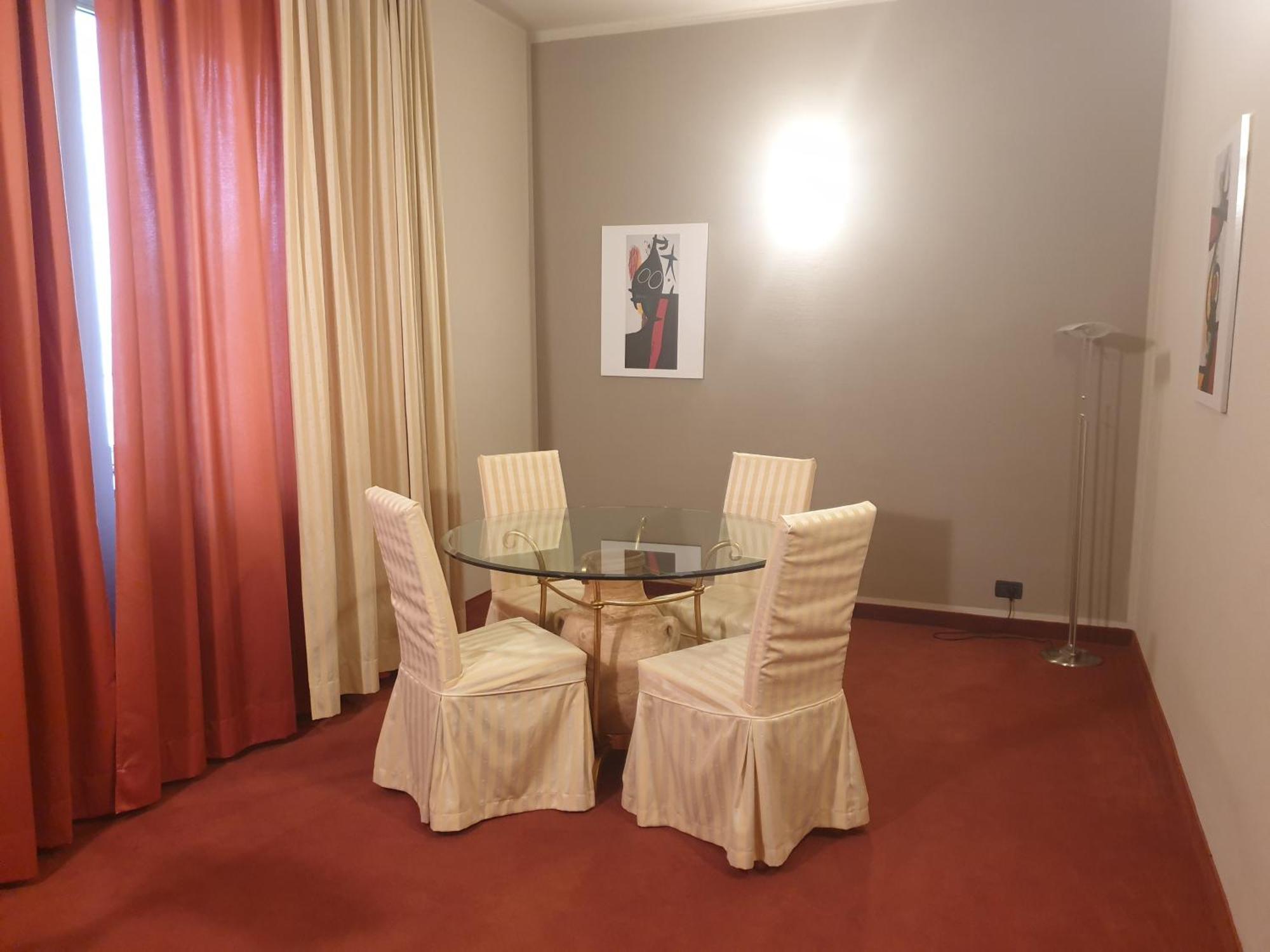 Hotel Lux İskenderiye Oda fotoğraf