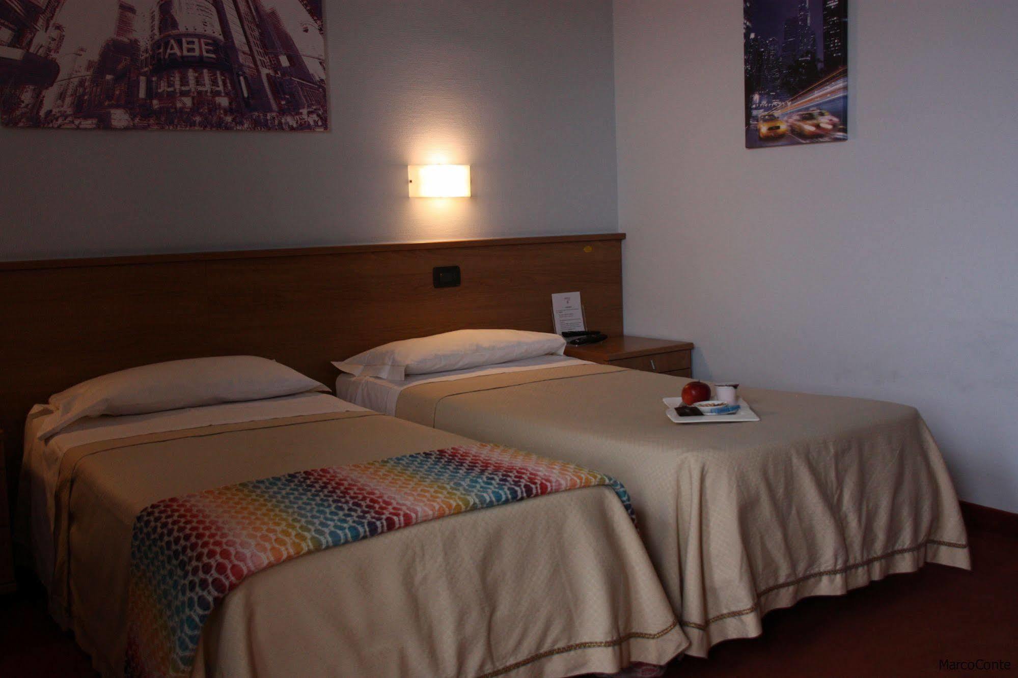 Hotel Lux İskenderiye Dış mekan fotoğraf